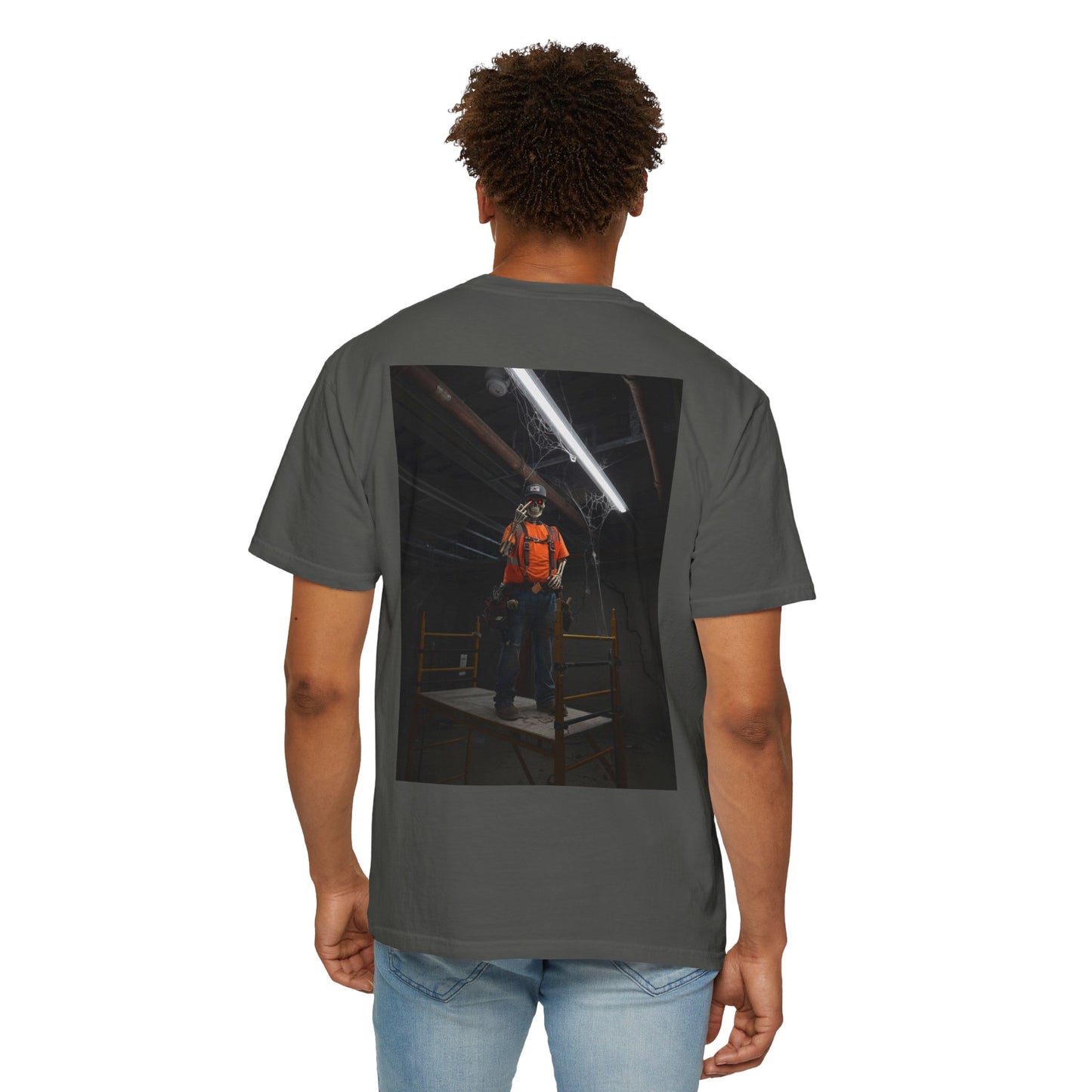 Skeleton tbar guy on a scaffold with top locks - shirt